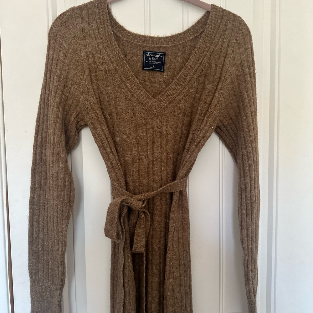 Abercrombie & Fitch Fitted Brown Knit Sweater Dress
